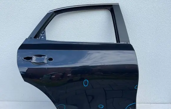 KIA Xceed Rear door