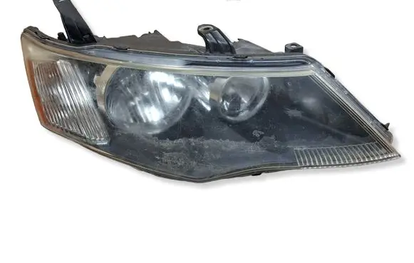 Mitsubishi Outlander Headlight/headlamp P5584