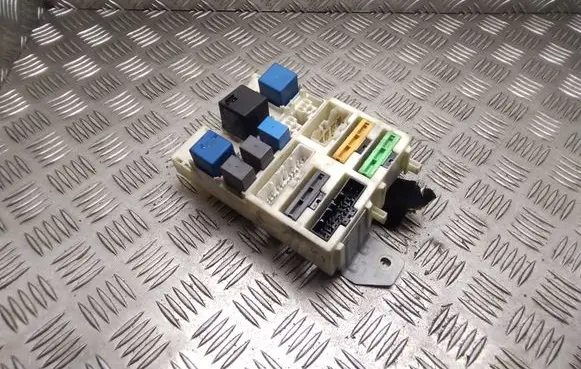 Hyundai Terracan Fuse module 91720H1000