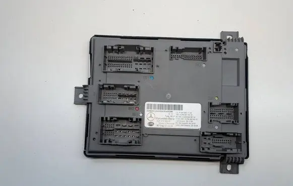 Mercedes-Benz C W206 Central body control module A2069001124 5DK01696887 A2069013512