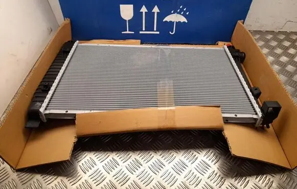 Coolant radiator