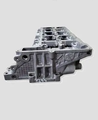 BMW 5 F10 F11 Engine head 7810465 781046503