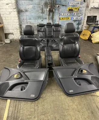 Toyota Avensis T270 Seat and door cards trim set 