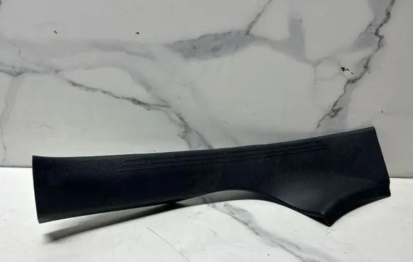 Mercedes-Benz E W213 Rear sill trim cover A2136808602