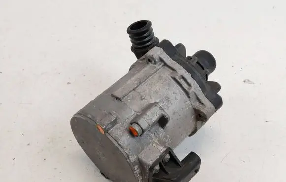 BMW 7 F01 F02 F03 F04 Electric auxiliary coolant/water pump 7566335