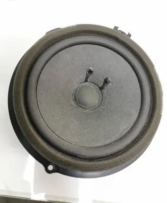 Ford Focus Front door speaker AA6T18808AA M5XUG 1H311H
