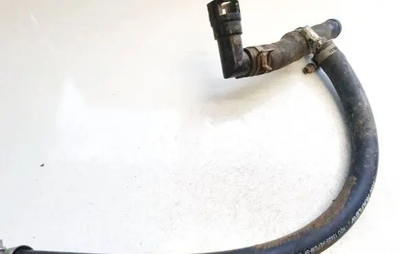 Mazda CX-7 Engine coolant pipe/hose