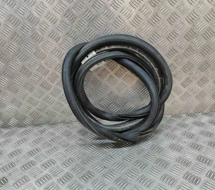 Volkswagen Caddy Rubber seal rear door 2K5843792G