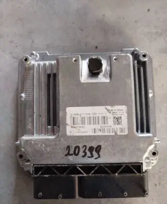 Iveco Daily 35.8 - 9 Engine control unit/module 504073032 0281011228