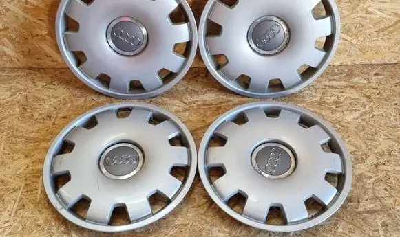 Audi A4 S4 B7 8E 8H R16 wheel hub/cap/trim 4B0601147D
