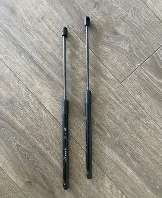 Audi A1 Tailgate/trunk strut/damper 82A82755202S