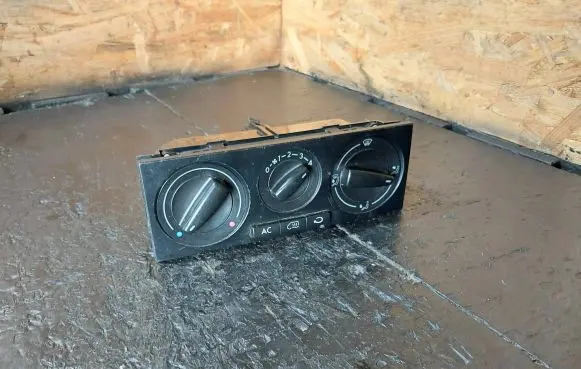 Seat Alhambra (Mk1) Climate control unit 7M3907049 YM2119980AA