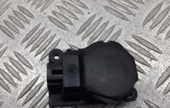 Citroen C4 I A/C air flow flap actuator/motor EAD512