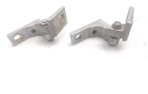 Rear door hinge set