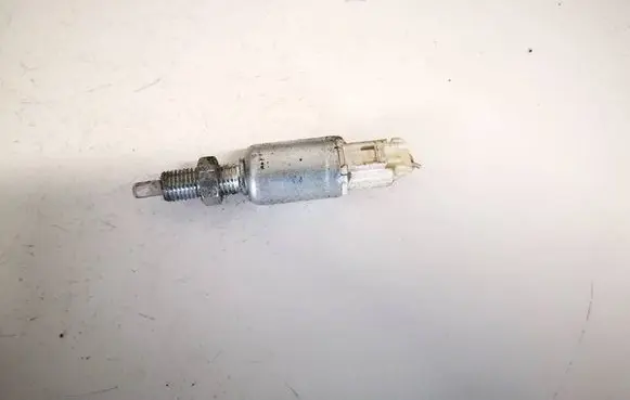 Lexus IS 220D-250-350 Brake pedal sensor switch