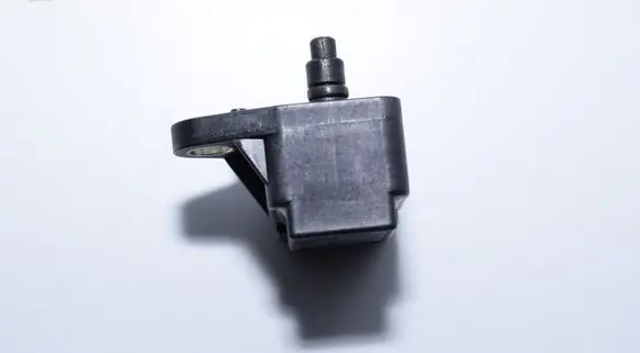 BMW 5 E39 Air pressure sensor 2246977