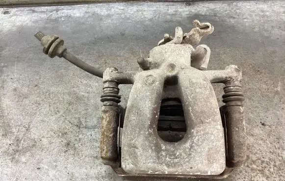 Alfa Romeo 159 Rear brake caliper