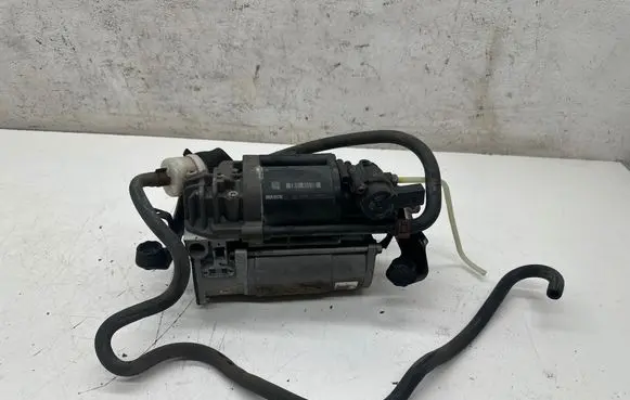 Mercedes-Benz CLS C218 AMG Air suspension compressor/pump A2123200104 ZGS006