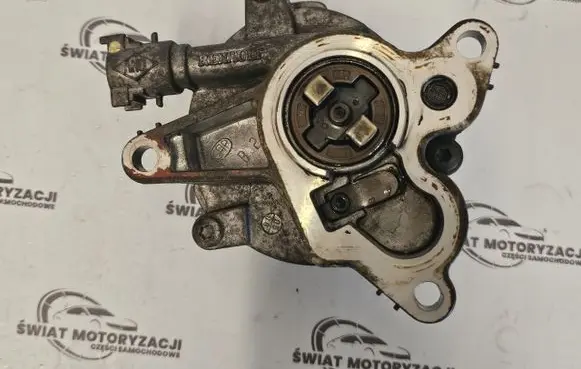 Opel Vivaro Vacuum pump 8200781547