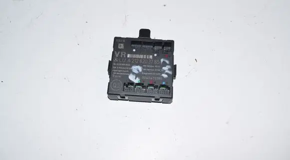 Mercedes-Benz C W204 Door control unit/module 2128203785