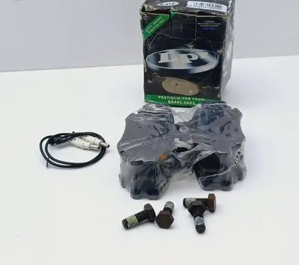 Renault Clio IV Brake pads (front) 201279