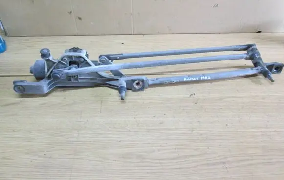 Ford Focus Front wiper linkage and motor 3397020850 4M5117504AC