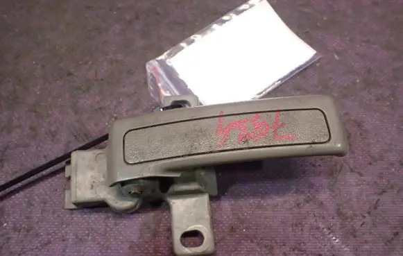 Isuzu Trooper Front door interior handle