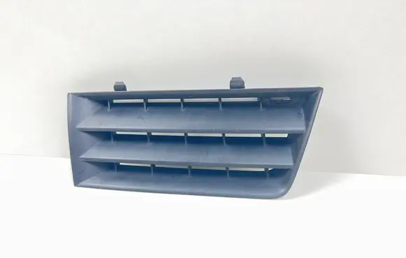 Renault Megane II Front bumper upper radiator grill D8200114157 200157