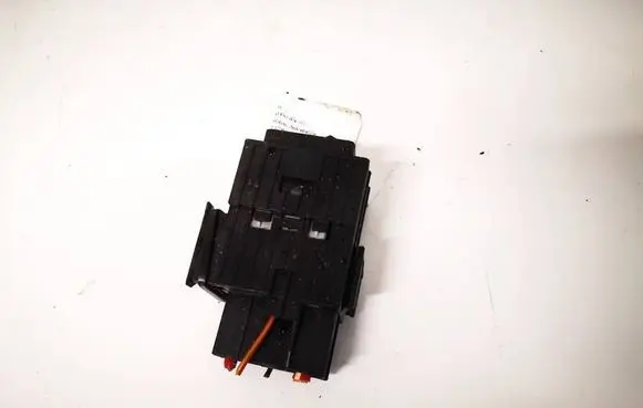 BMW 5 E60 E61 Other relay 6939890