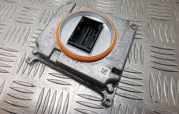 Volkswagen Atlas Headlight ballast module Xenon 7P5941591AA