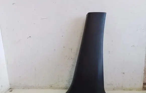 Subaru Outback (B) pillar trim (bottom)