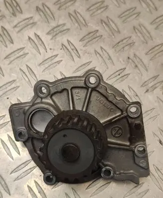 Volvo V60 Water pump 31293456 C215W471