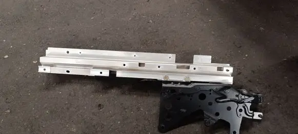 BMW X5 E53 Seat back rest lock catch 7059615