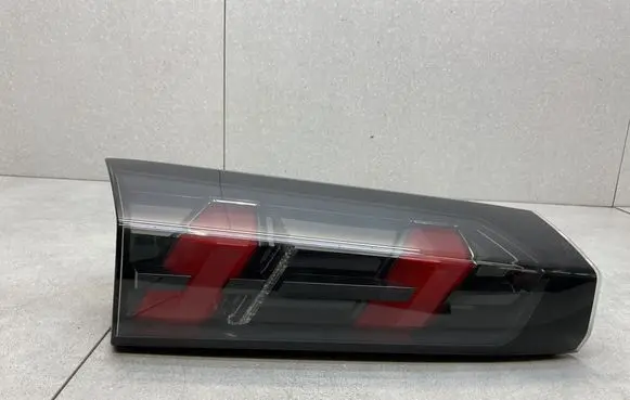 Peugeot 2008 II Tailgate rear/tail lights 