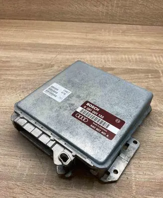Audi 80 90 S2 B4 Engine control unit/module ECU 8A0907401A 0281001132Used