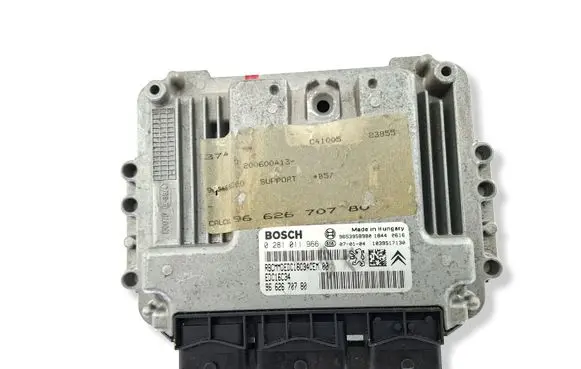 Citroen C4 I Engine control unit/module 9662670780 9653958980 0281011966