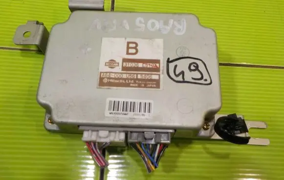 Nissan X-Trail T30 Torque split ecu control unit/module 31036ES10A LP361