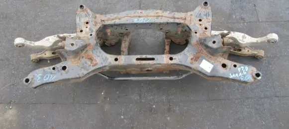 Nissan Qashqai Rear subframe 