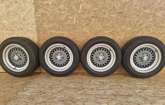 Mercedes-Benz W123 R15 alloy rim KBA40399