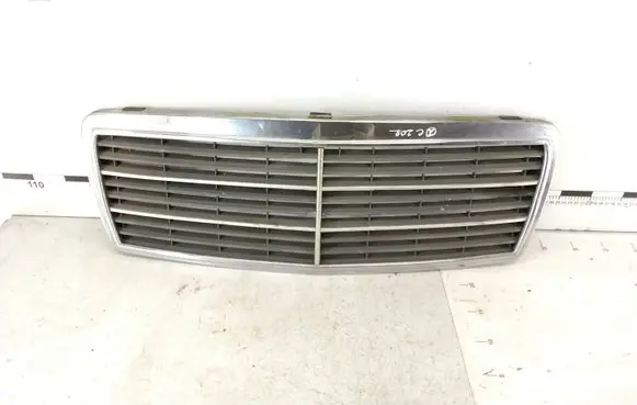 Mercedes-Benz C W202 Front grill 2028880323