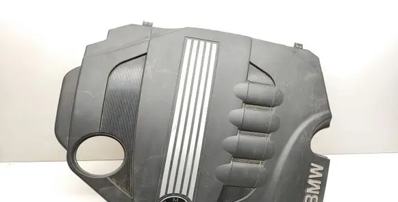 BMW 1 E82 E88 Engine cover (trim) 7797410 11147797410
