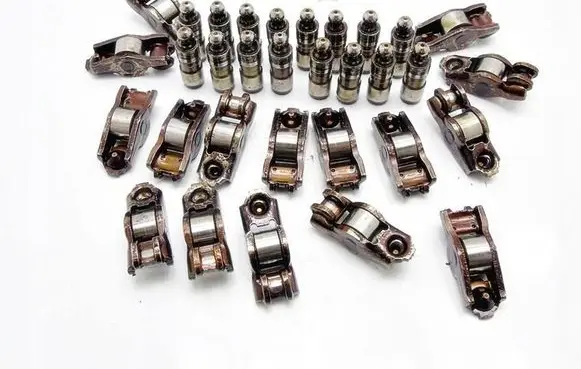 Renault Laguna I Engine head K4M