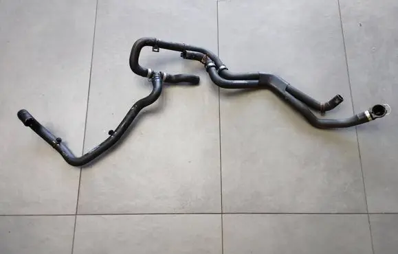 Mercedes-Benz B W246 W242 Engine coolant pipe/hose 102107110B EK667065A1
