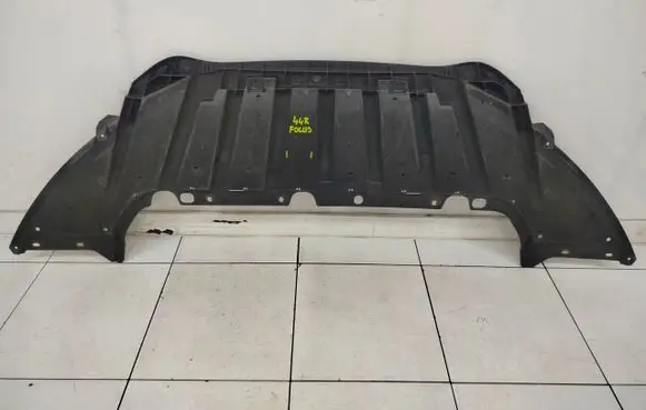 Ford Focus Front bumper lower grill BM51A8B384A
