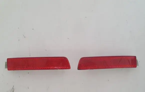 Nissan Juke I F15 Rear tail light reflector 