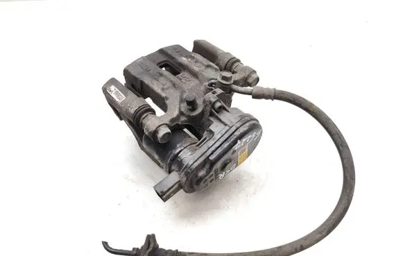 Hyundai Kona I Rear brake caliper G358237700