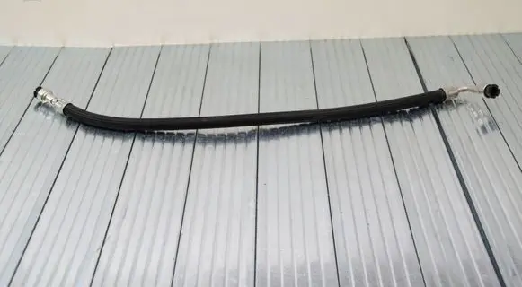 BMW 3 G20 G21 Fuel main line pipe