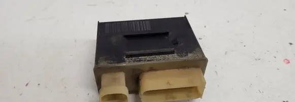 Glow plug pre-heat relay