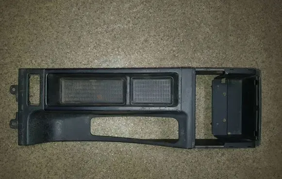 BMW 3 E46 Center console 51168213680 ZZ8218302