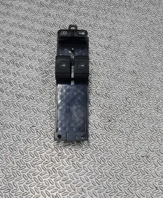 Volkswagen Golf IV Electric window control switch